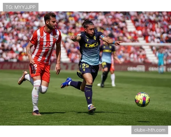 博尔达拉斯战术革新引领瓦伦西亚复苏，新赛季西甲征程引关注