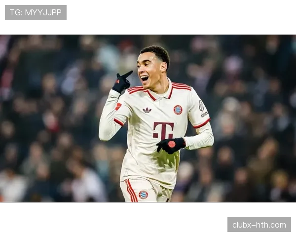 穆西亚拉训练专注度显著提升,为新赛季奠定坚实基础 穆西亚拉训练专注度显著提升,为新赛季奠定坚实基础