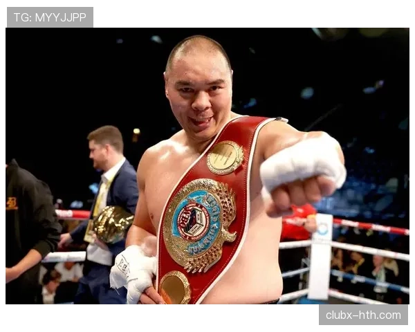 张志磊在家练拳，邻居以为楼上在拆房