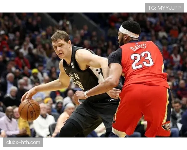 诺维茨基无球牵制力改变对手防守布局，拉开空间助球队进攻提速